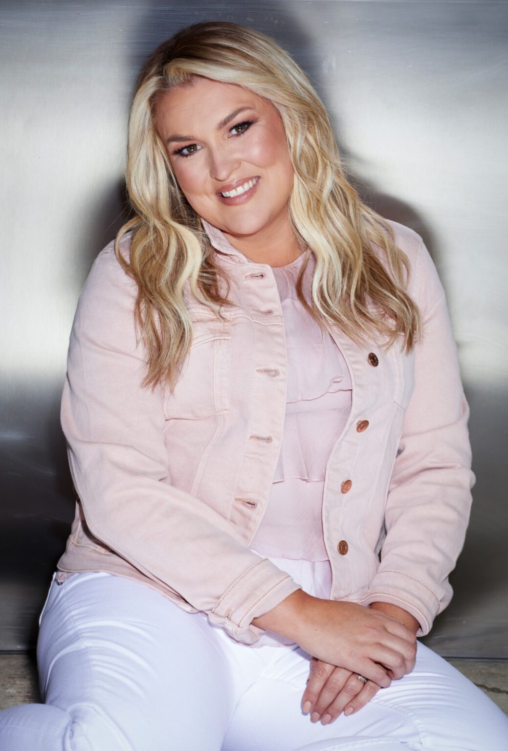 Sara Davies: Entrepreneurial Inspiration | TV Personality Biography